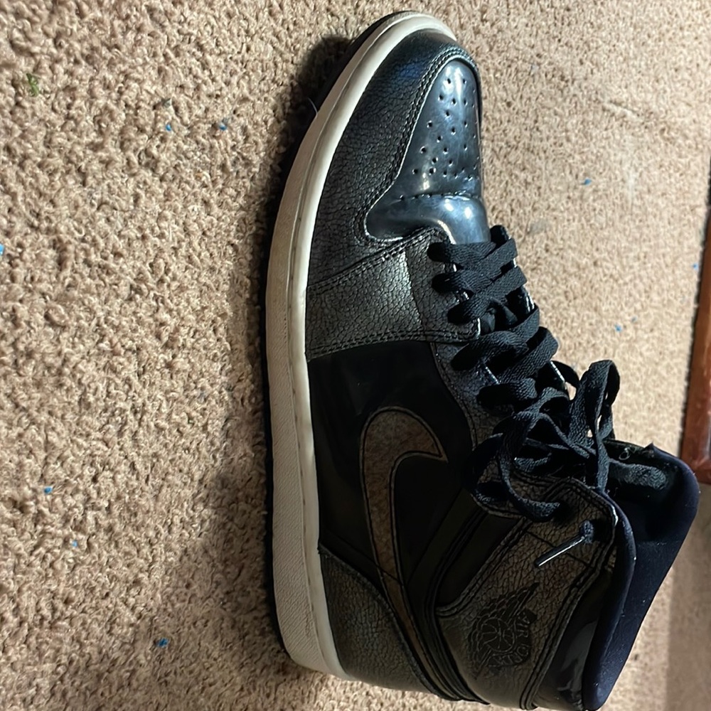 Can’t fit them there to big for me there they have been worn a few times